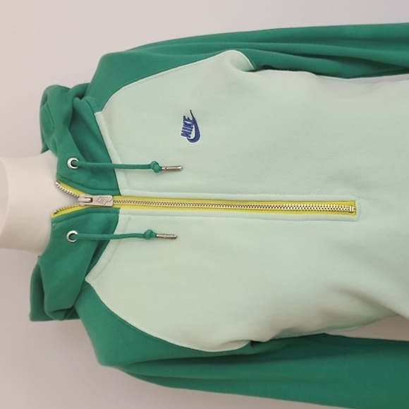 Nike Hoodie Size XS - Picture 11 of 14